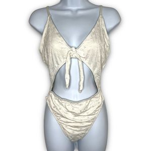 Dippin' Daisy's‎ Women's Ivory Eyelet Cutout One Piece Swimsuit Medium NWT